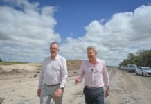 Frigerio recorrió la obra de reconstrucción del camino entre Viale y Arroyo El Durazno