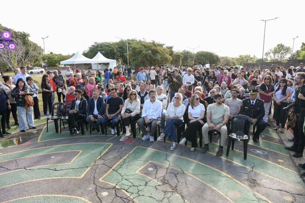 1775817432_aa17aa430a0261a4b1b8