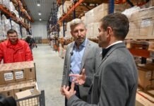 El gobernador presentó el nuevo sistema de compra de medicamentos: más competencia, menor costo y mayor control