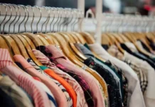 La venta de ropa bajó 6,9% y más de la mitad de las empresas vendió menos