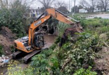 Avanzan los trabajos de limpieza y desobstrucción en arroyos en Paraná