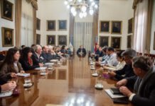 El rol logístico de Entre Ríos y el plan de infraestructura vial marcaron la agenda de la reunión de gabinete