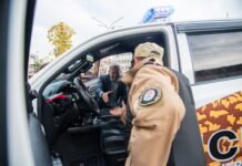 Frigerio entregó nuevos vehículos y equipamiento para fortalecer la Policía de Entre Ríos