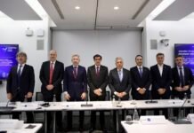 Frigerio destacó en París las oportunidades de Entre Ríos para crecer y exportar al mundo
