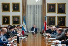 Frigerio encabezó una reunión de gabinete con eje en el seguimiento de la gestión